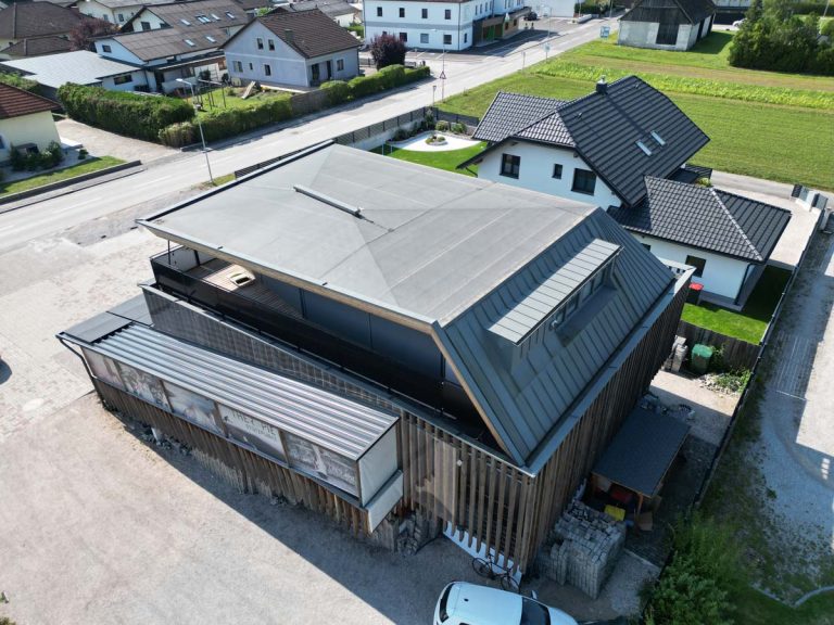 Ihr Meisterbetrieb Tuppinger Dachdeckerei, Spenglerei & Fassadenbau aus Wieselburg