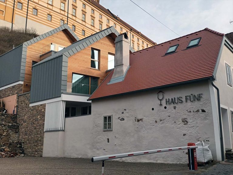 Ihr Meisterbetrieb Tuppinger Dachdeckerei, Spenglerei & Fassadenbau aus Wieselburg